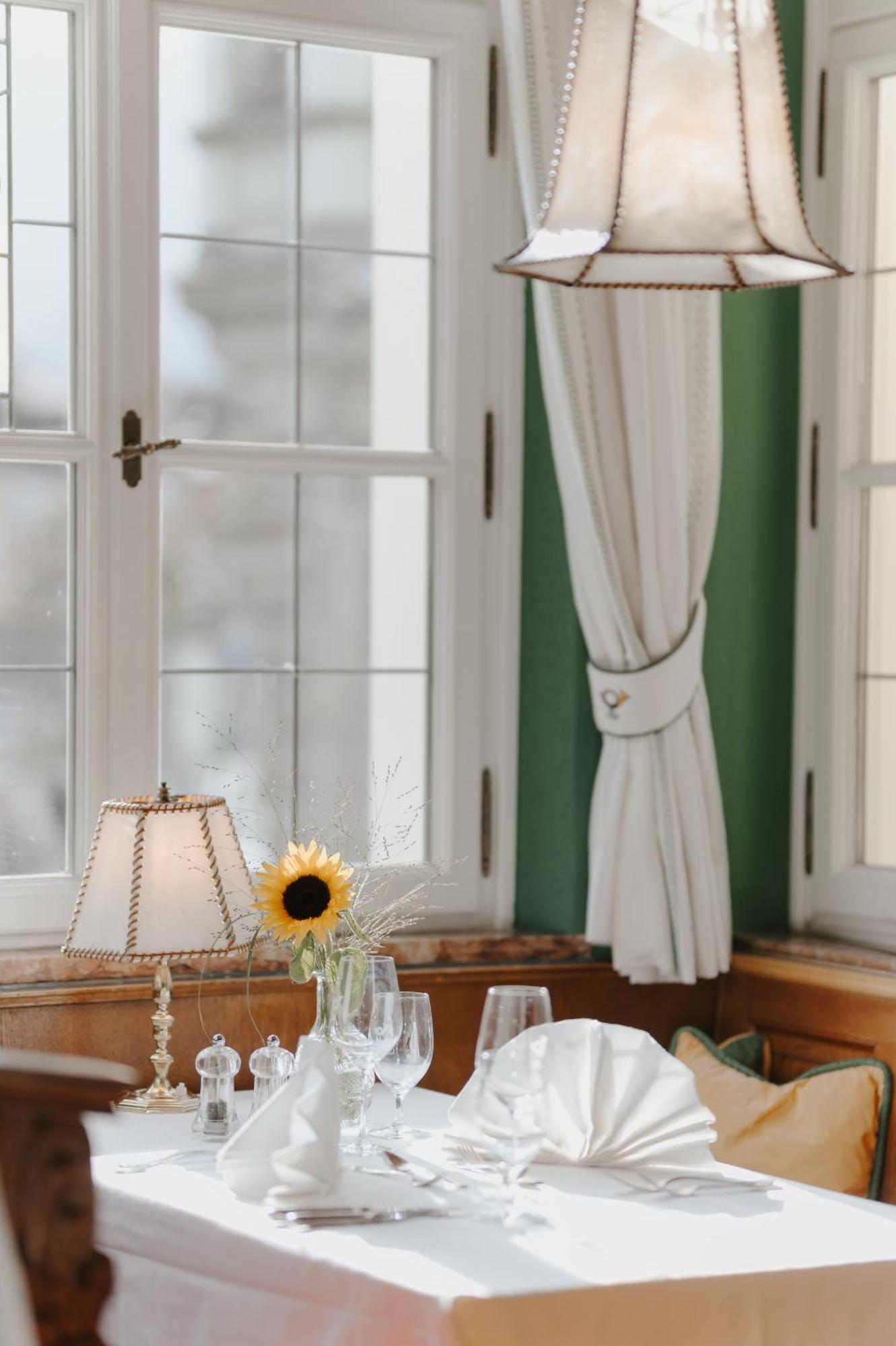 פירסטנפלדברוק Romantik Hotel Zur Post מראה חיצוני תמונה