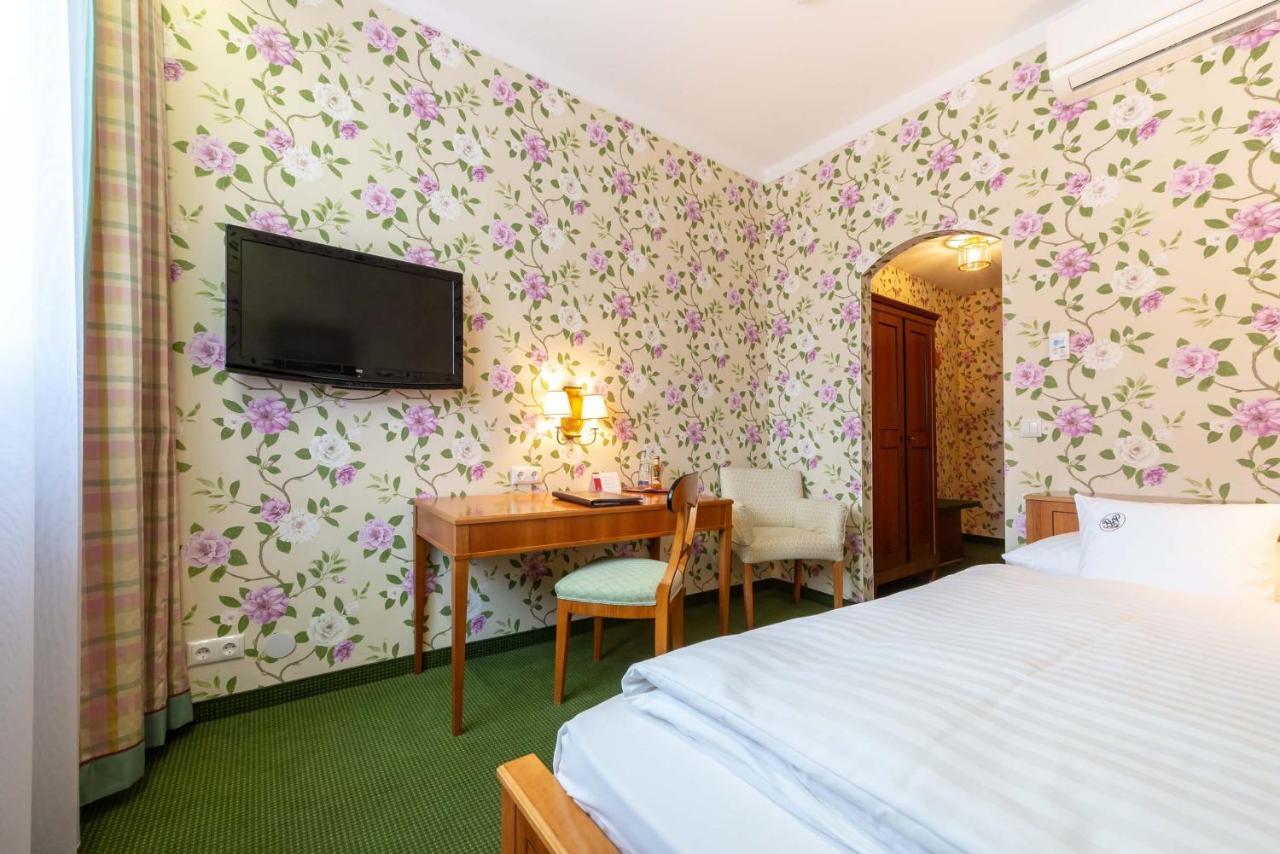 פירסטנפלדברוק Romantik Hotel Zur Post מראה חיצוני תמונה